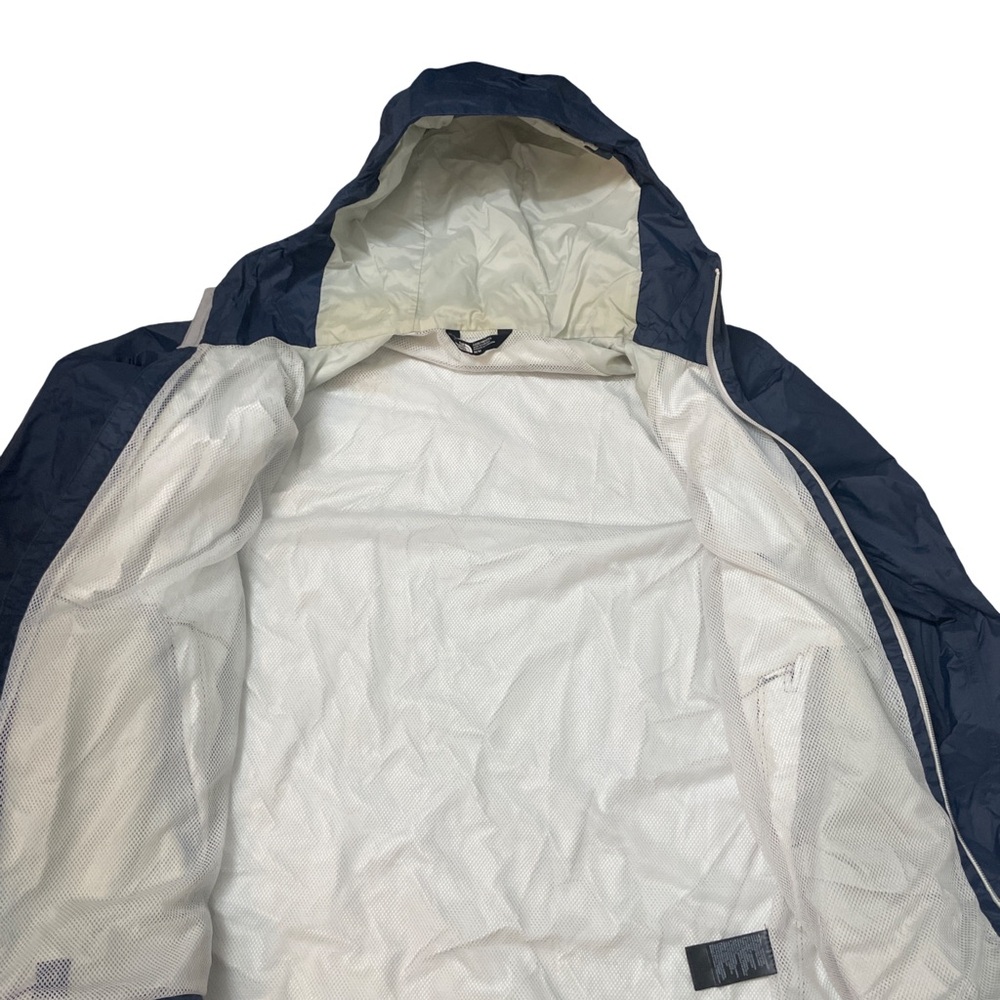 The North Face Men's Medium Rain Jacket - Picture 5 of 5